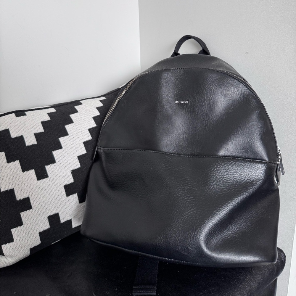 Matt & Nat Large Black Vegan Leather Minimalist Backpack Used Once